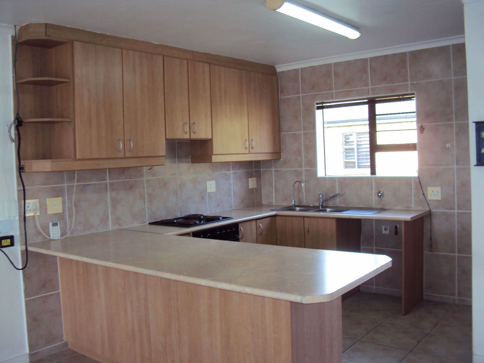 3 Bed House in Gordons Bay Central photo number 30