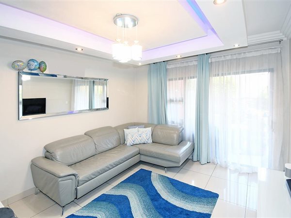 3 Bedroom Apartment 3 Bedroom Apartment