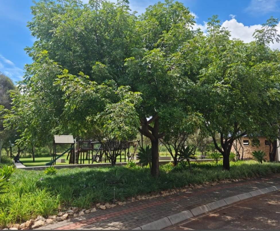 970 m² Land available in Zambezi Country Estate photo number 15