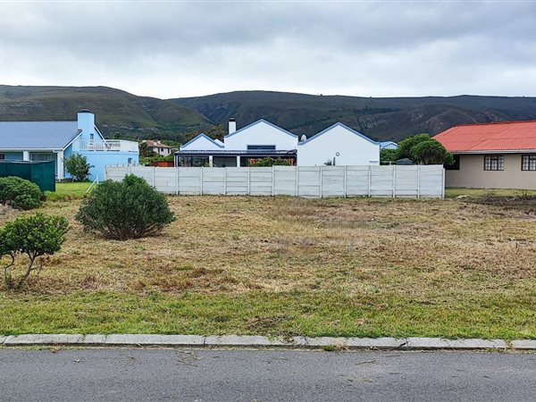672 m² Land available in Franskraal
