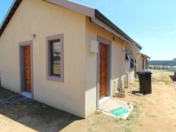 2 Bed Townhouse in Kya Sands