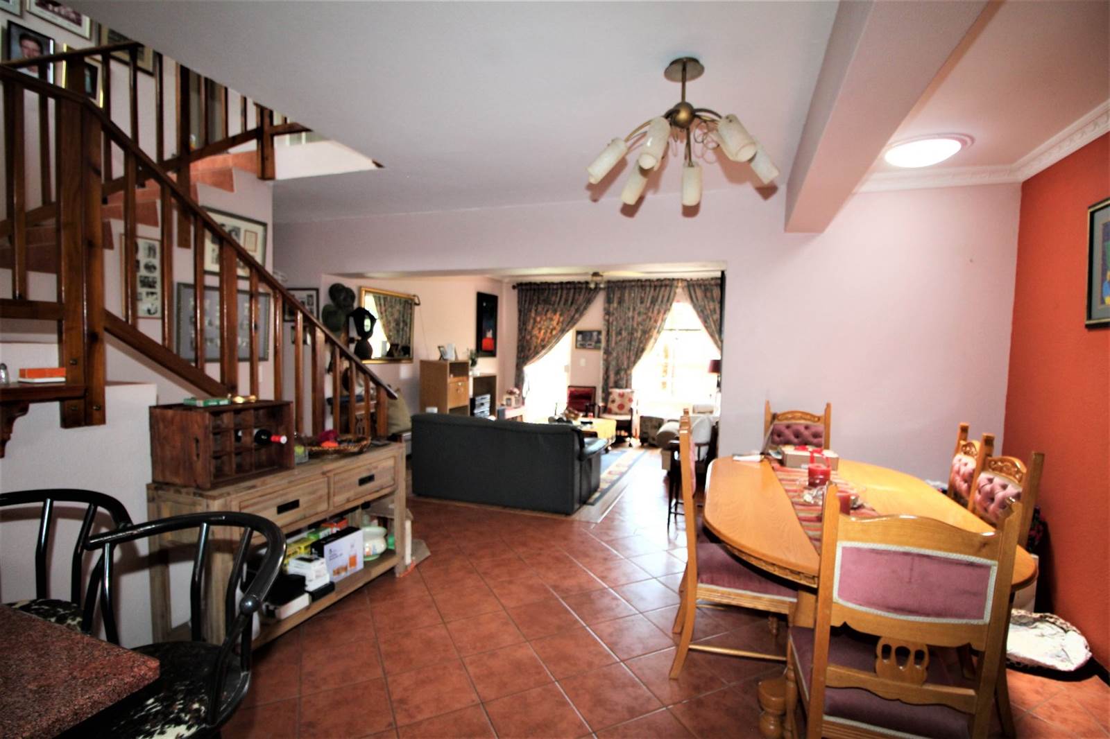 3 Bed Townhouse in Florauna photo number 6