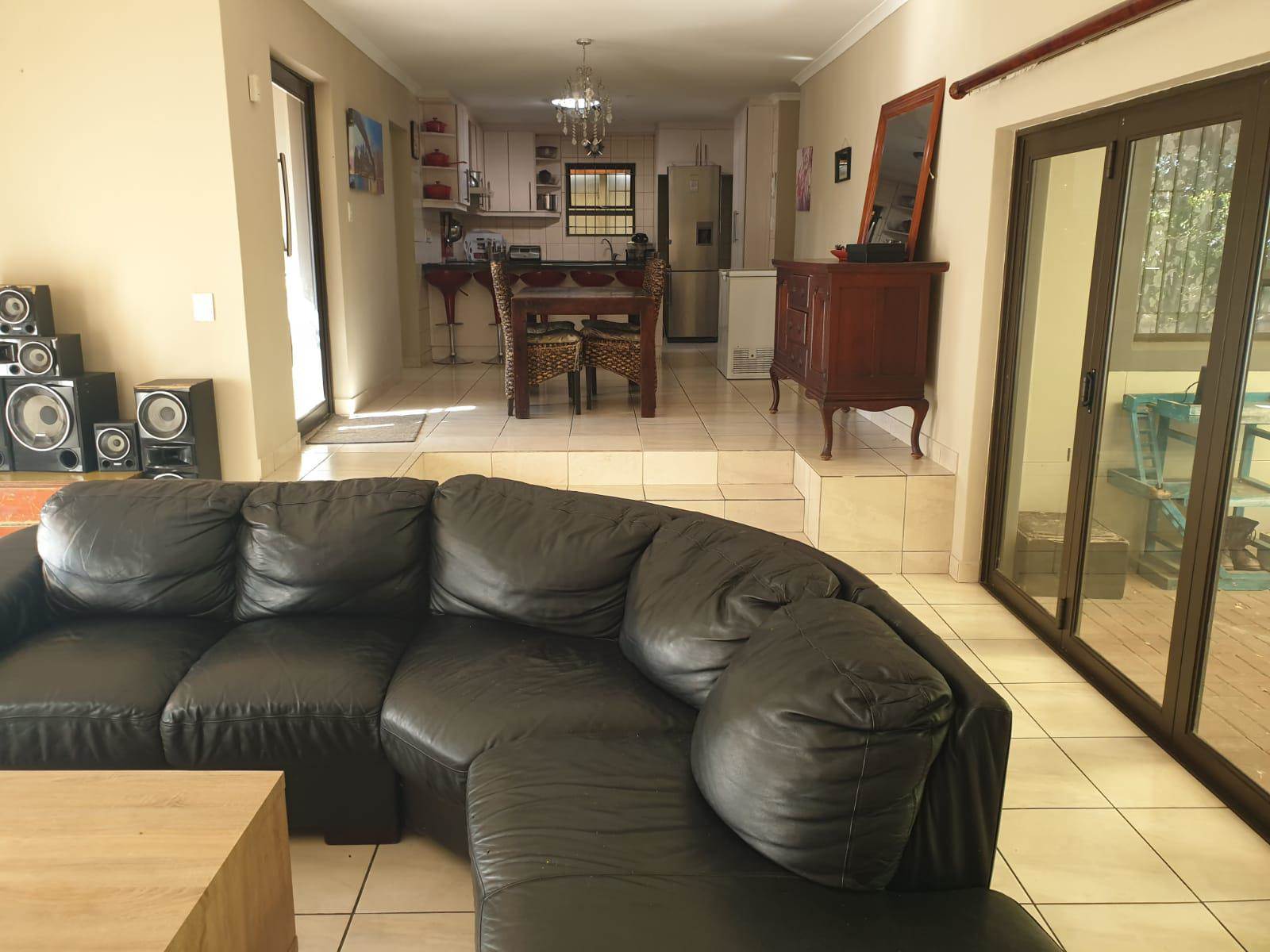 3 Bed House in Protea Heights photo number 13