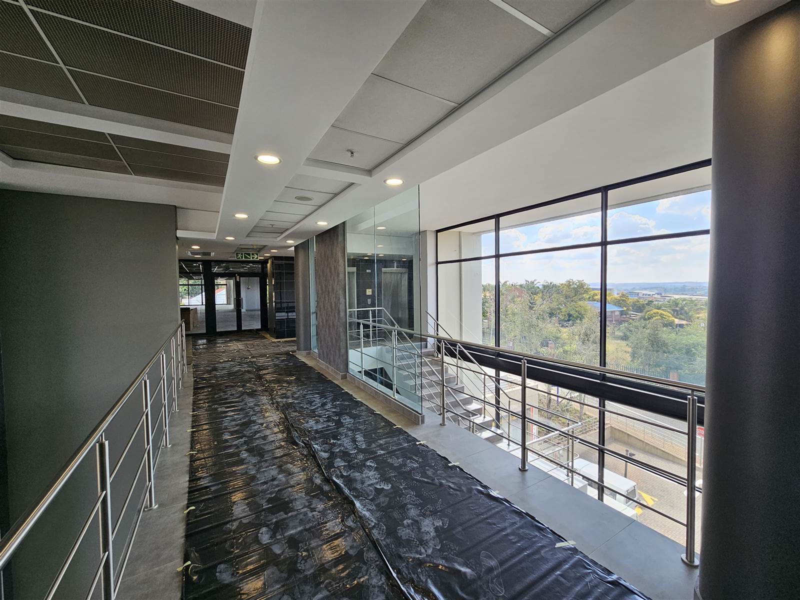 81  m² Commercial space in Centurion CBD photo number 3