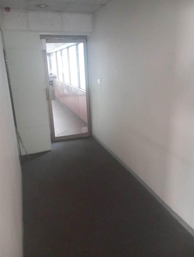 5774  m² Commercial space in Johannesburg Central photo number 8