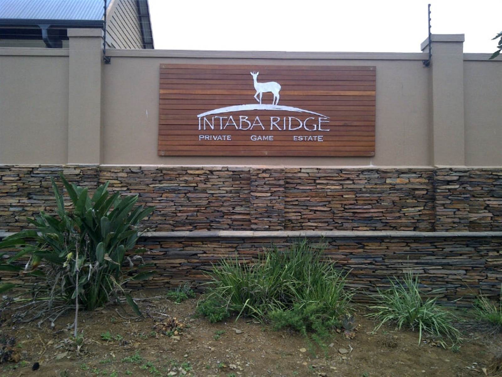2500 m² Land available in Intaba Ridge Secure Eco Estate photo number 2