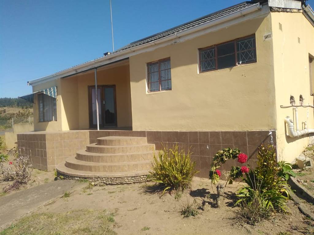 4 Bed House in Melmoth photo number 1
