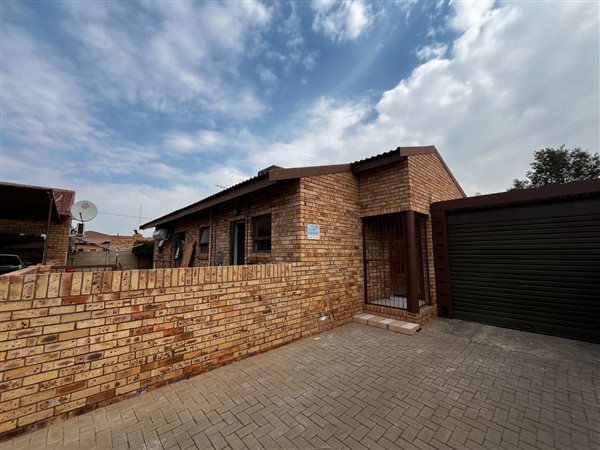 3 Bedroom House 3 Bedroom House