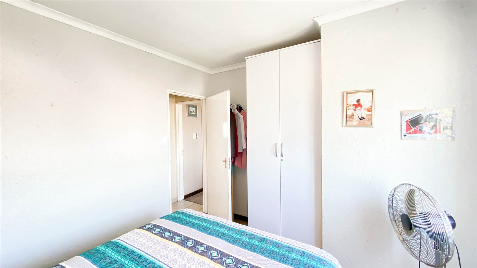 2 Bed Apartment in Greenstone Hill photo number 21