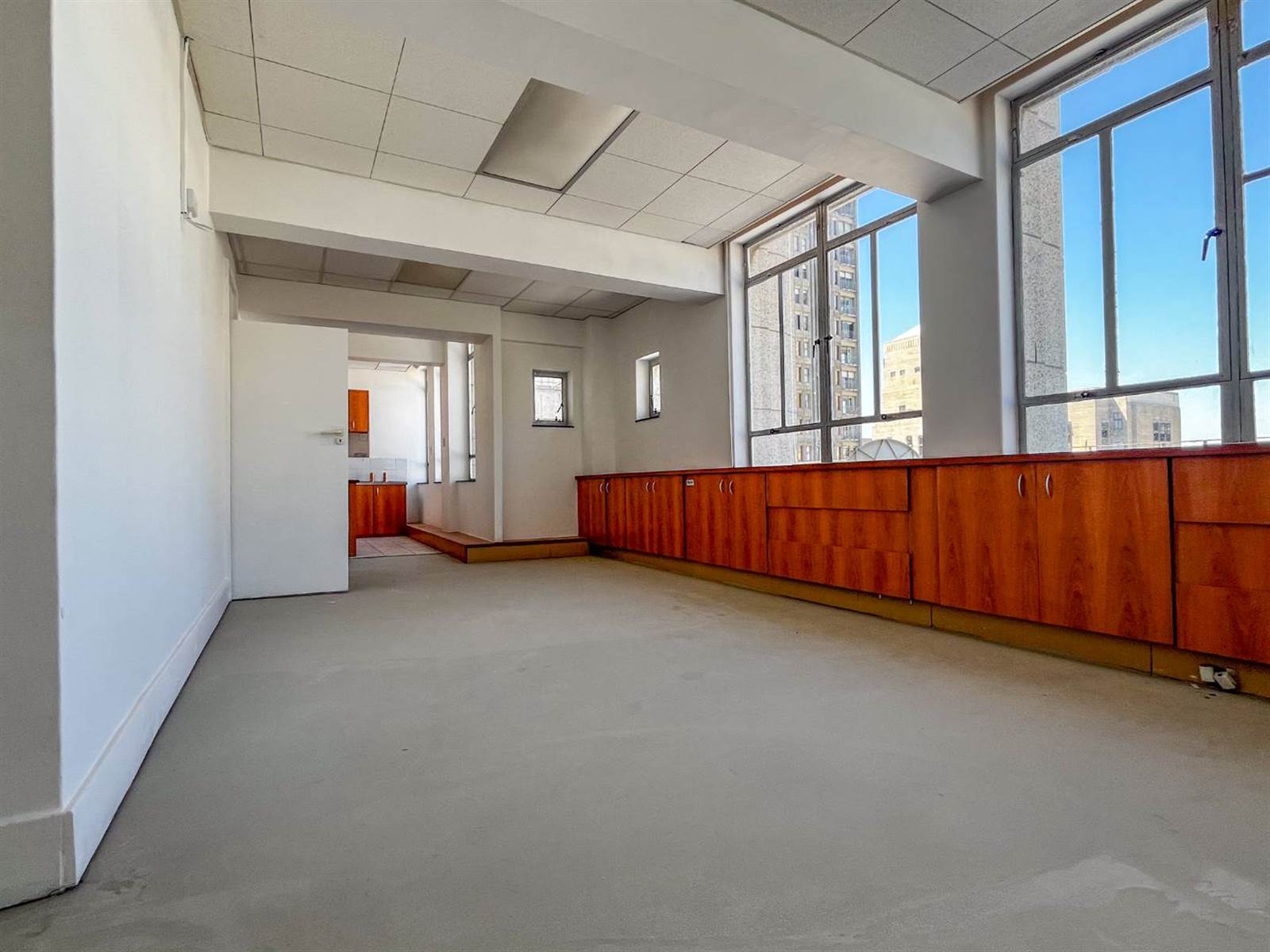 448  m² Office Space in Cape Town City Centre photo number 10
