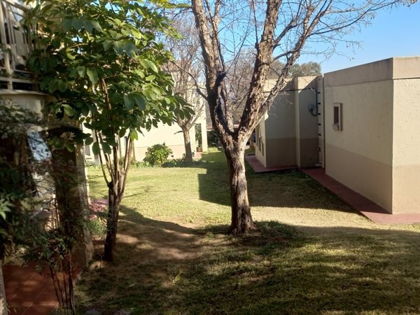 2 Bed Townhouse in Rembrandt Park