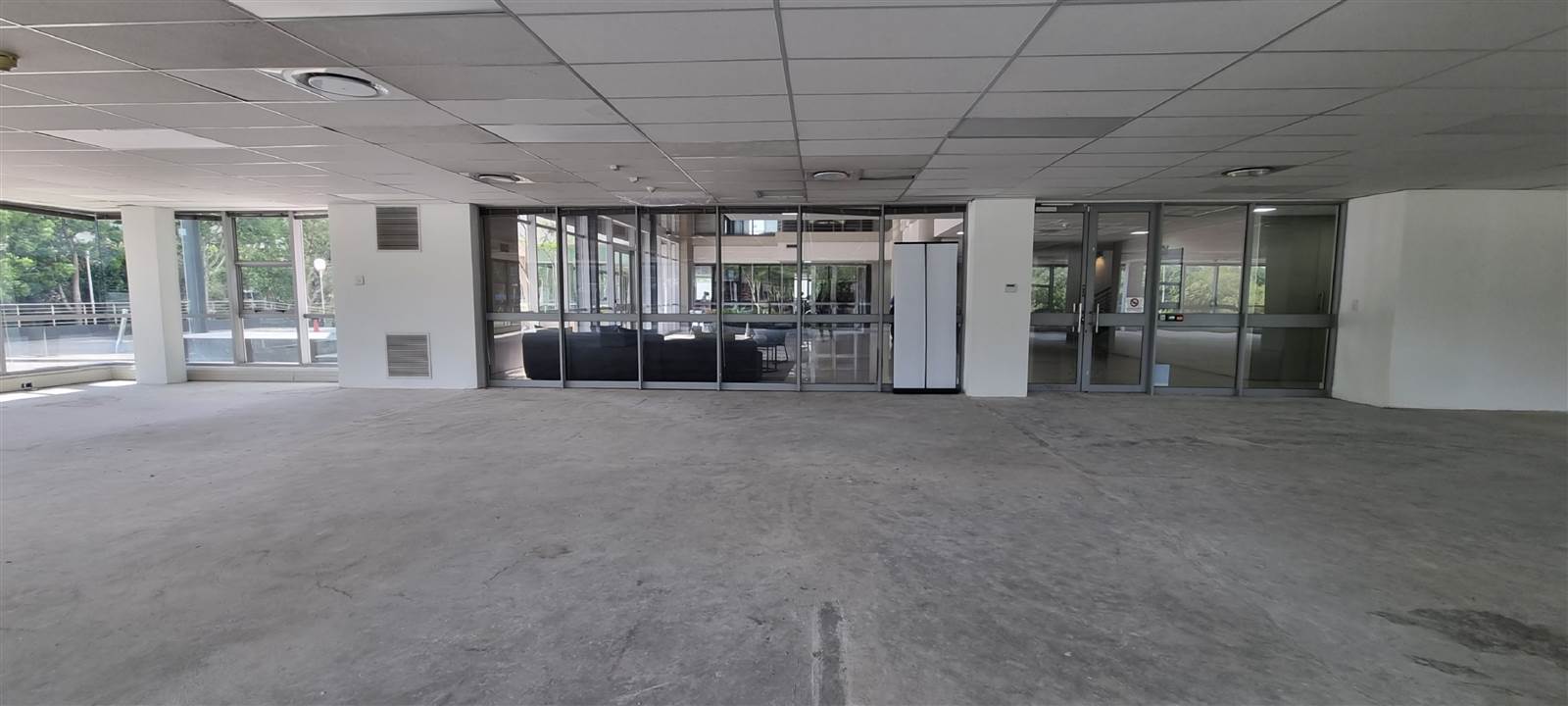 645  m² Commercial space in Bryanston photo number 11