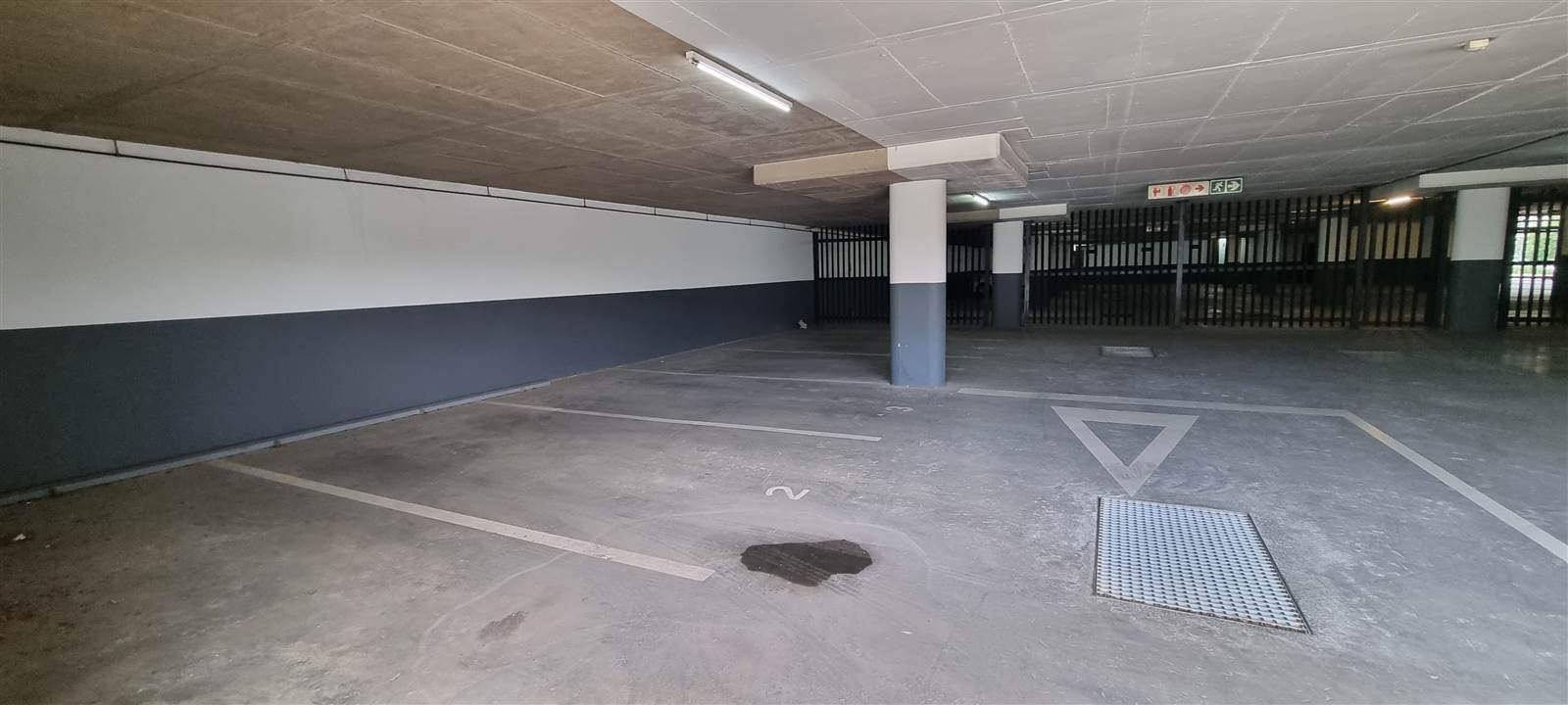 645  m² Commercial space in Bryanston photo number 22