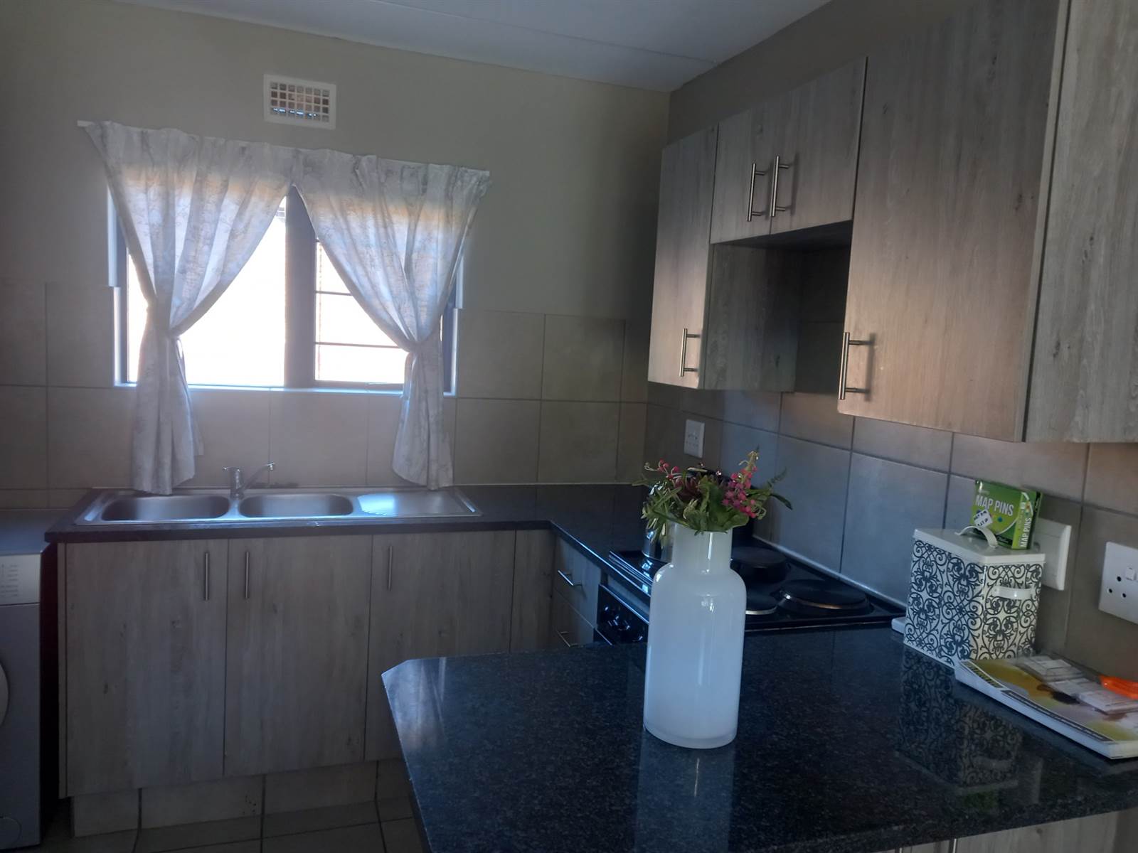 2 Bed Apartment in KwaMashu photo number 2
