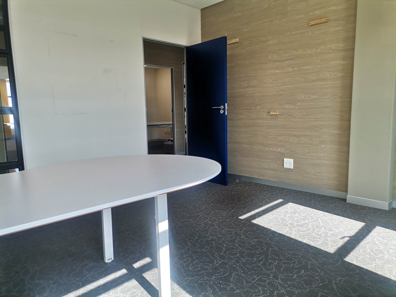 380  m² Office Space in Paarl photo number 11