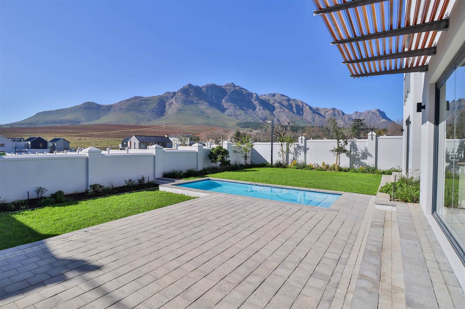4 Bed House in Paradyskloof photo number 30