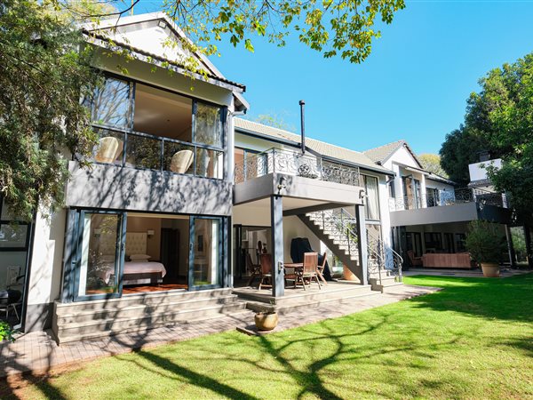 8 Bed House in Illovo