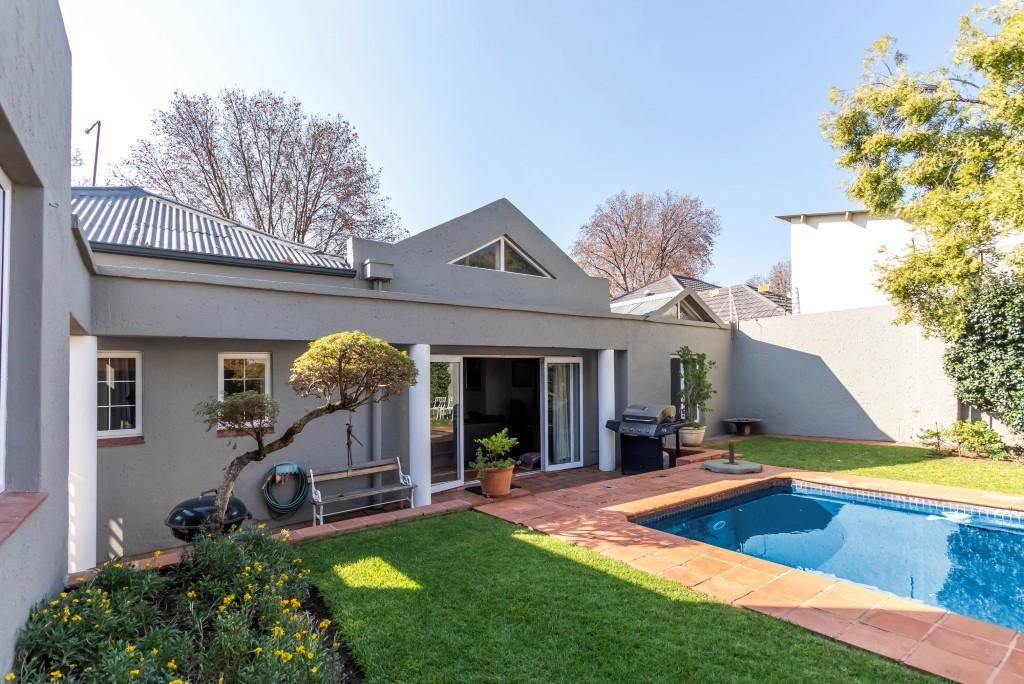 3 Bed House in Parkhurst photo number 19