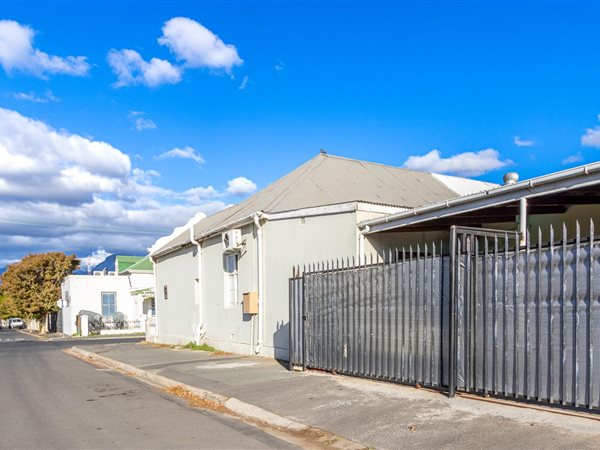 2 Bedroom Townhouse 2 Bedroom Townhouse