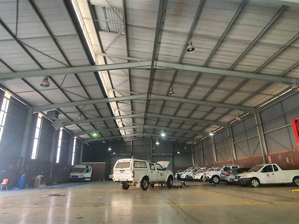 1250  m² Industrial space