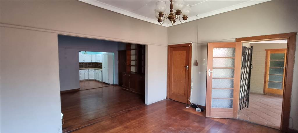4 Bed House in Standerton Central photo number 5