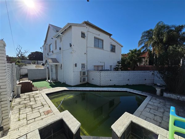 3 Bedroom House 3 Bedroom House