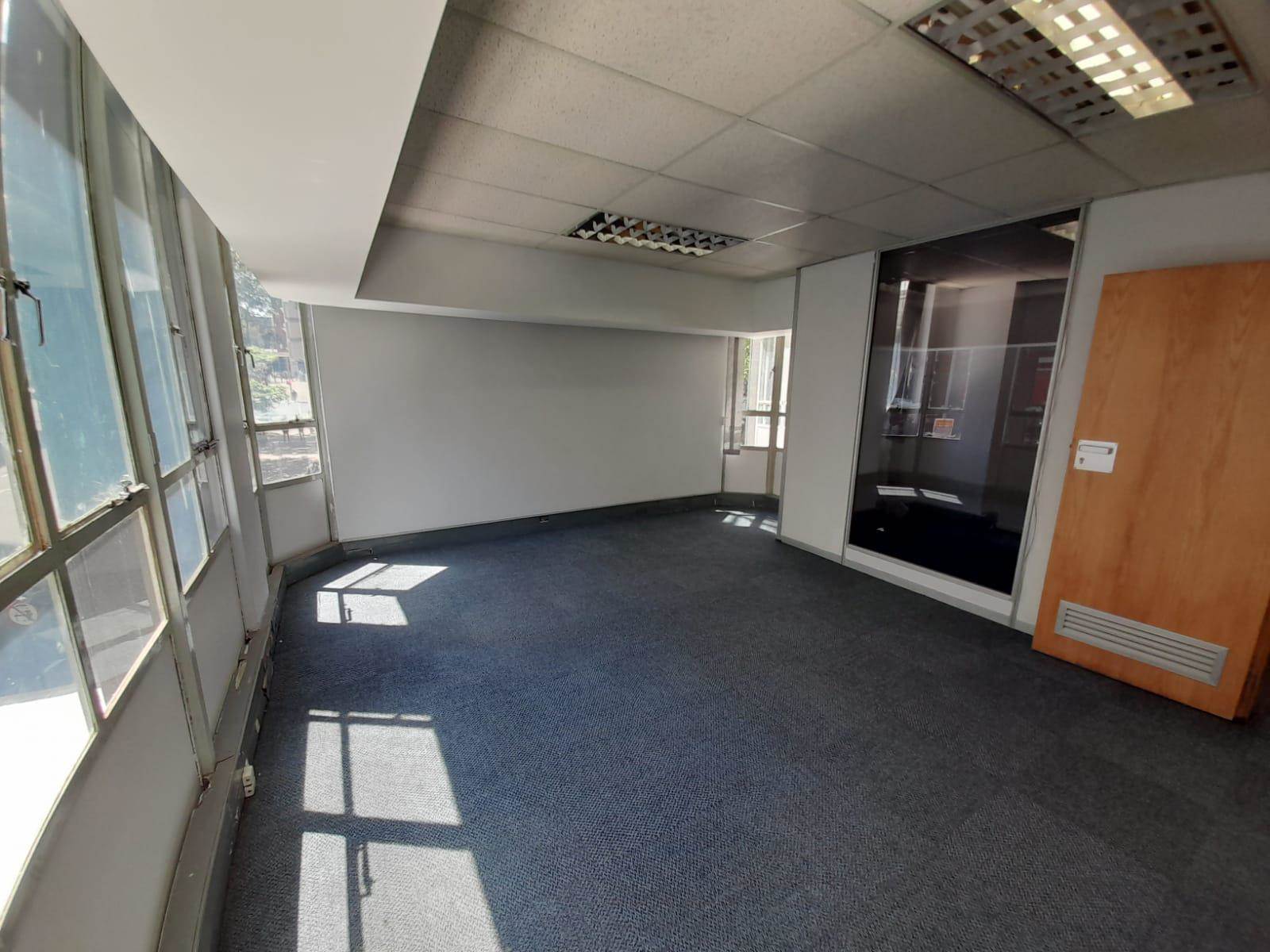 257  m² Commercial space in Braamfontein photo number 20