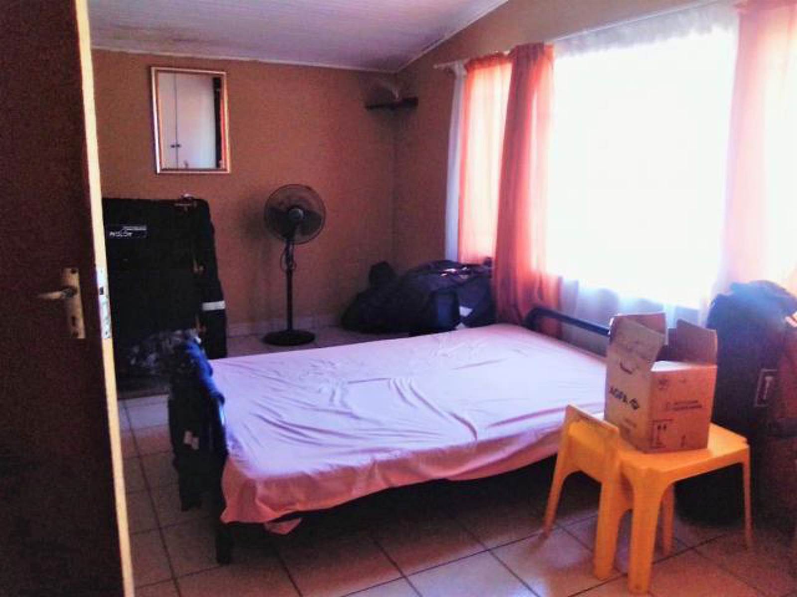 3 Bed House in Sasolburg photo number 4