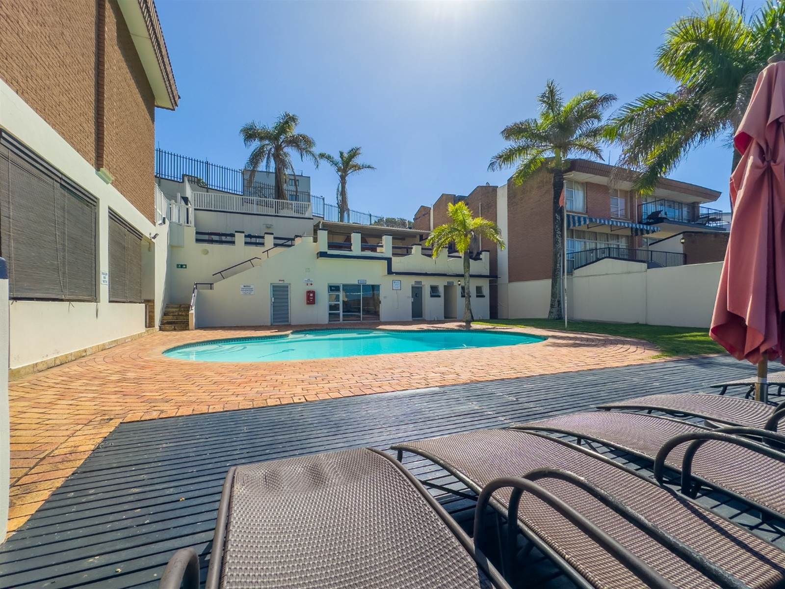 2.5 Bed Apartment in Umhlanga Rocks photo number 27