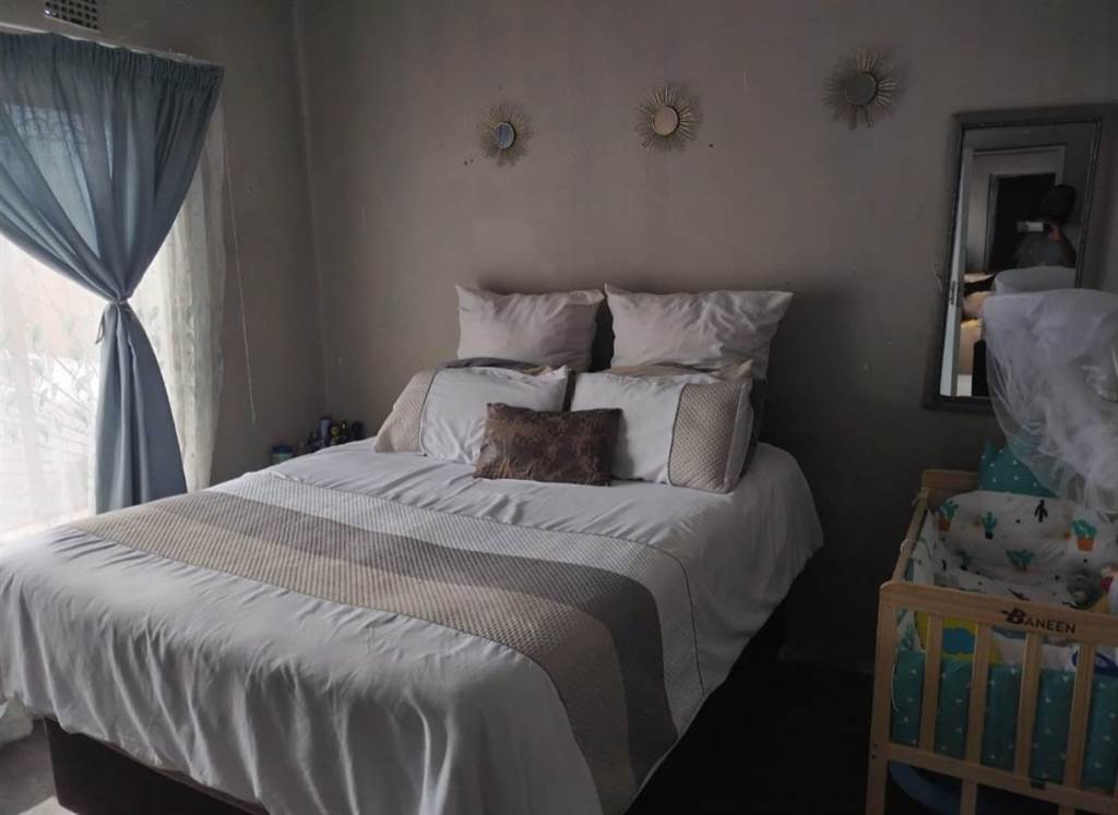 3 Bed House in Tembisa photo number 13