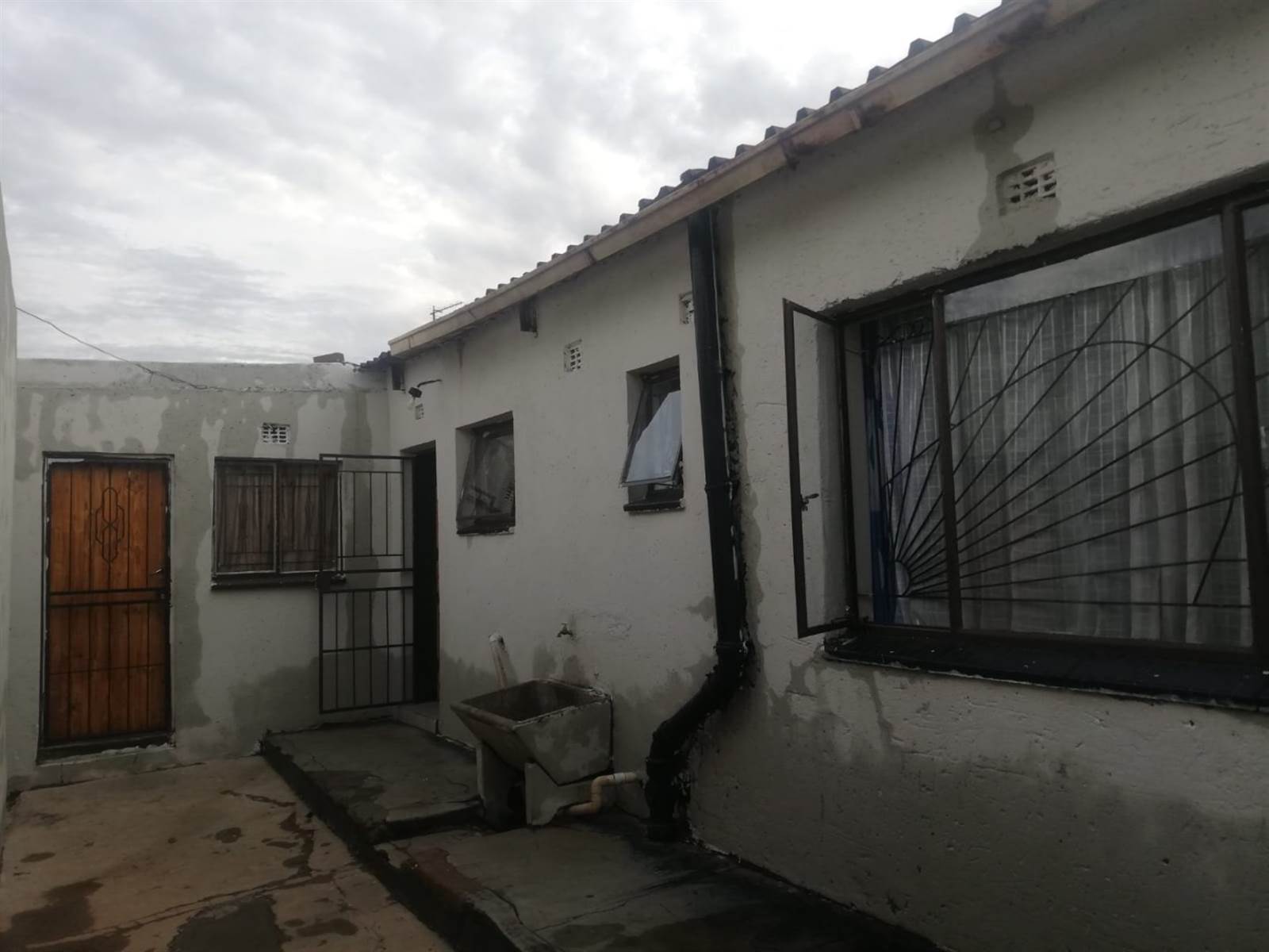 3 Bed House in Tembisa photo number 16