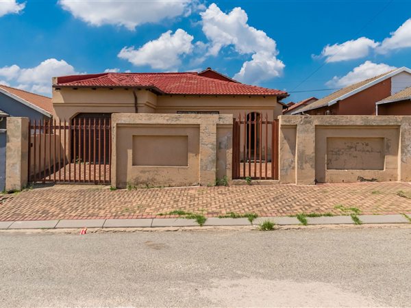 3 Bed House in Kagiso