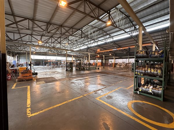 1850  m² Industrial space