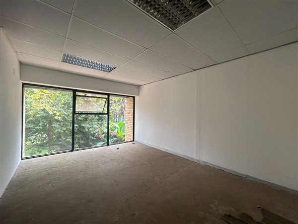 138  m² Office Space