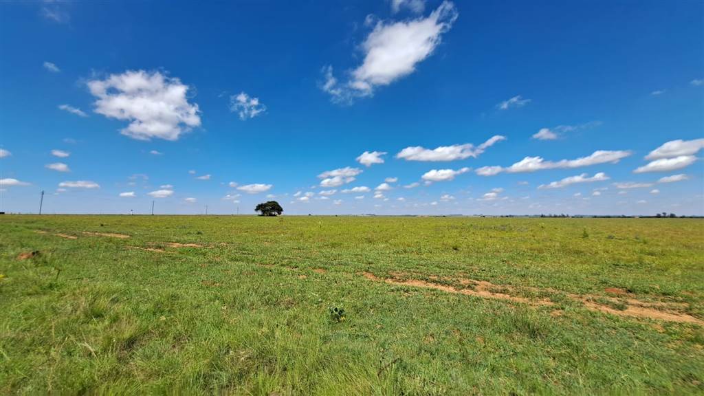 525 ha Farm in Ventersdorp photo number 21