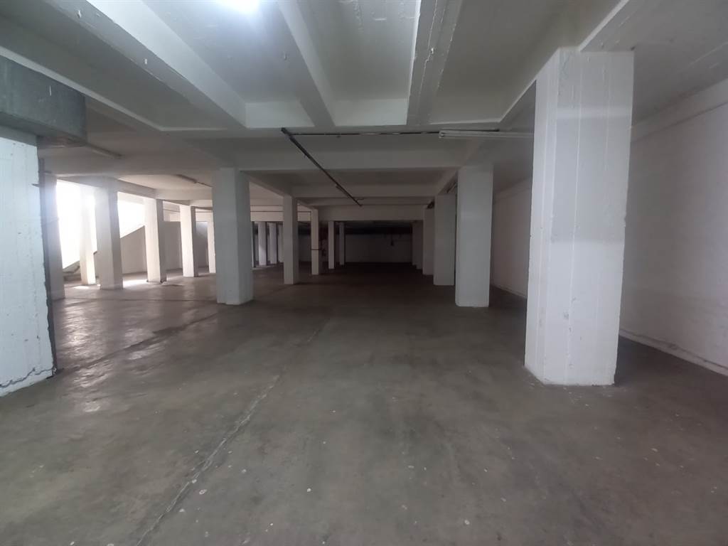 865  m² Retail Space in Pretoria Central photo number 10