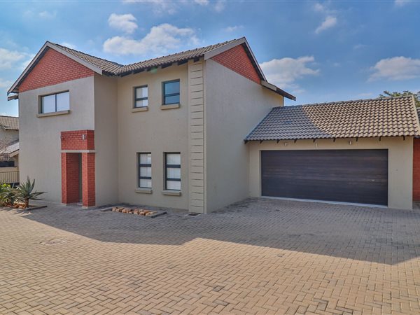 3 Bedroom Townhouse