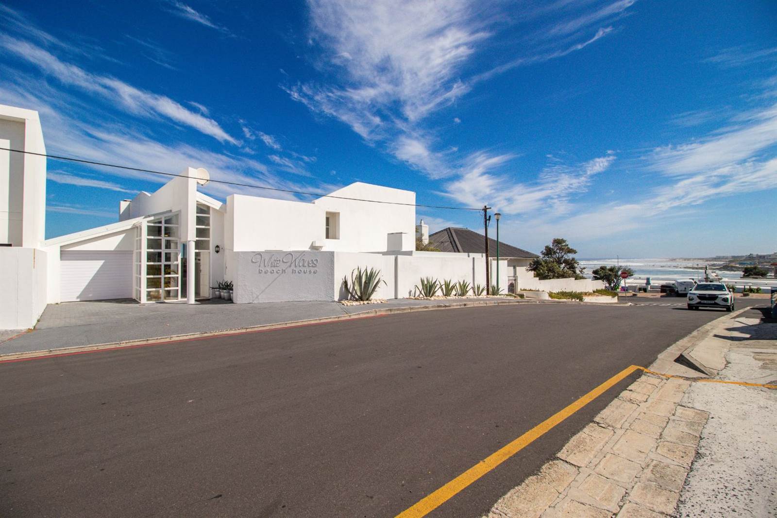 5 Bed House in Bloubergstrand photo number 25