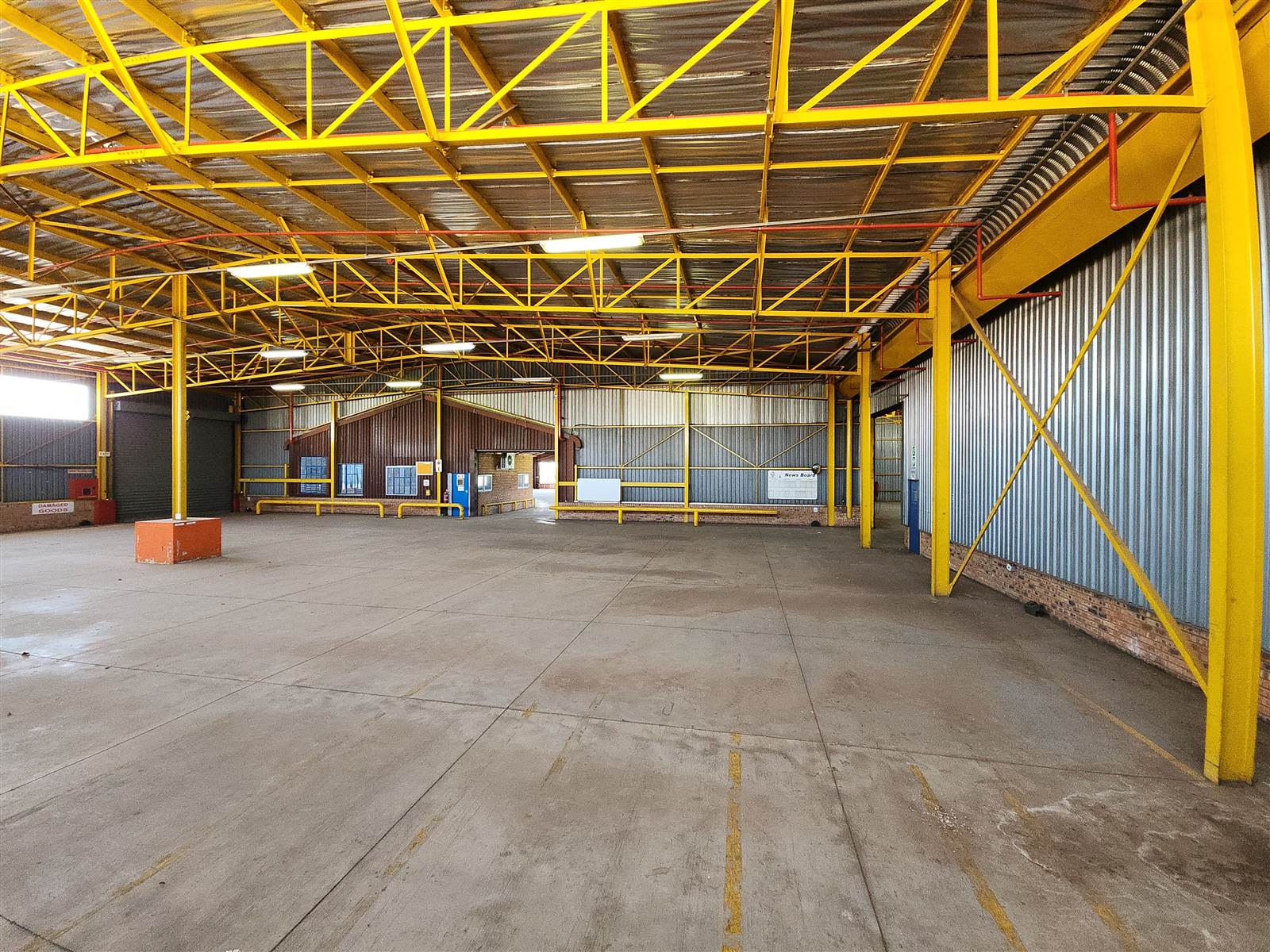 5354  m² Industrial space in Rosslyn photo number 12