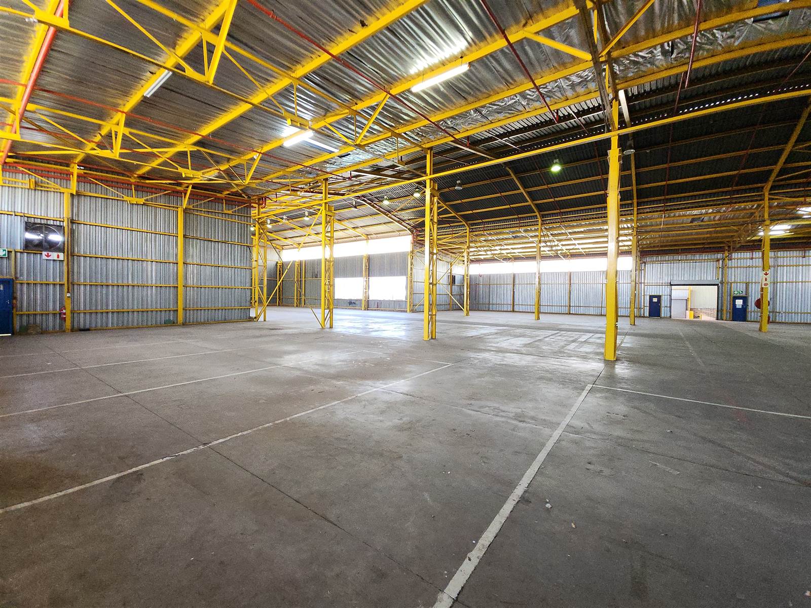 5354  m² Industrial space in Rosslyn photo number 4