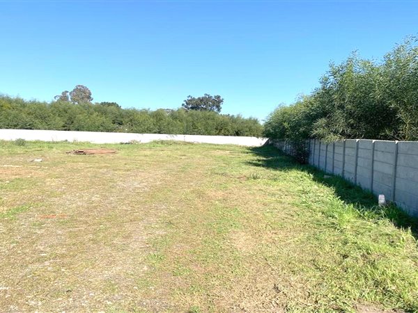 1800 m² Land available in Joostenberg Vlakte