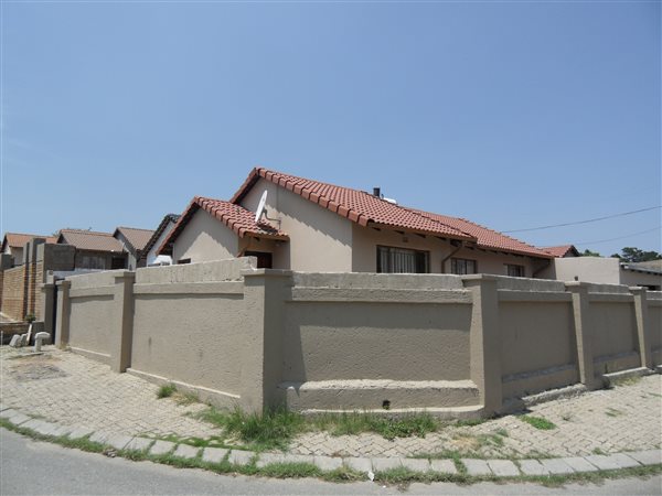 3 Bedroom House 3 Bedroom House