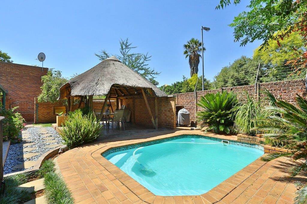 3 Bed House in Johannesburg North photo number 20