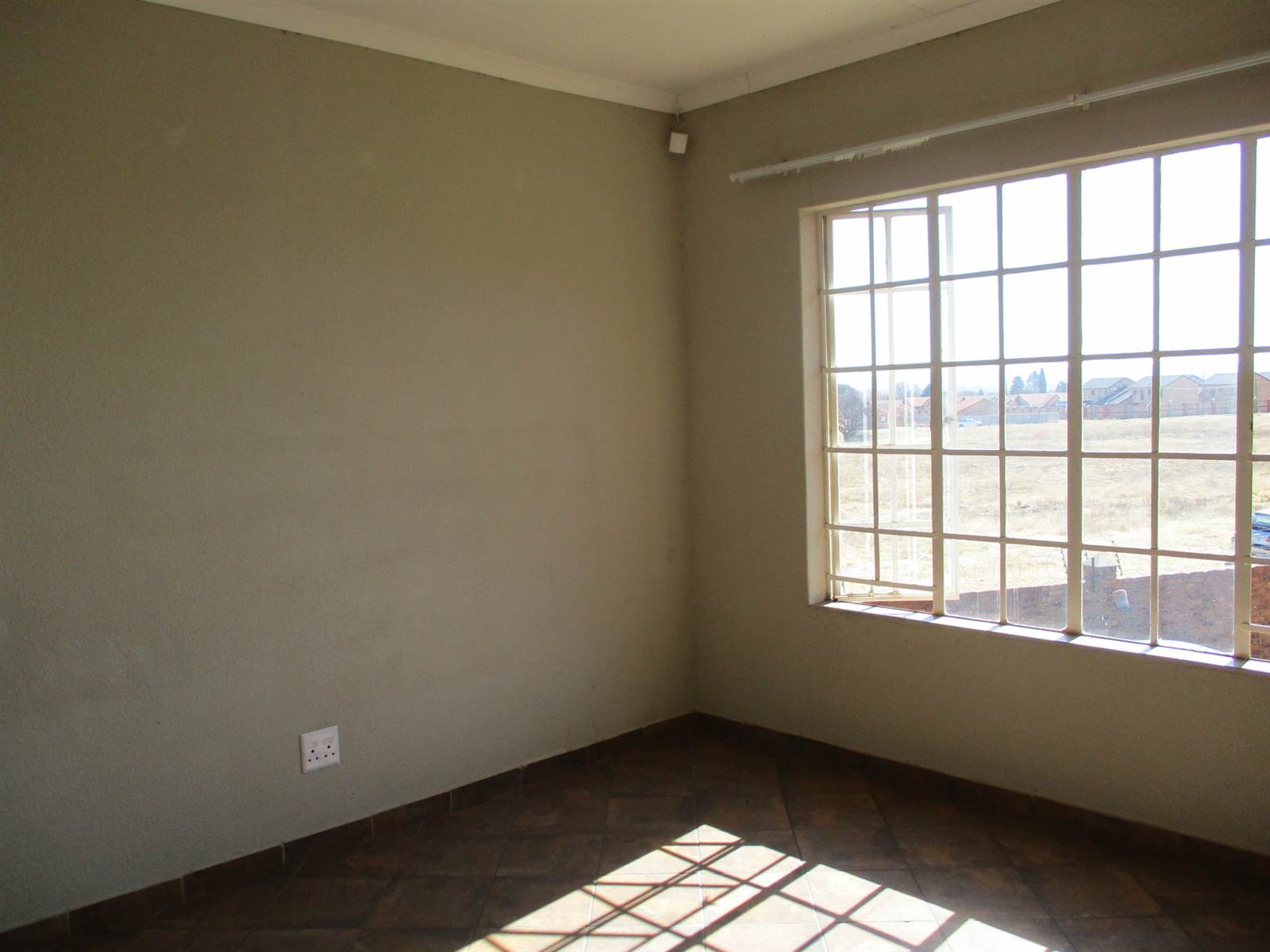 2 Bed Apartment in Riversdale photo number 8