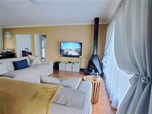 5 Bed House in Morganridge