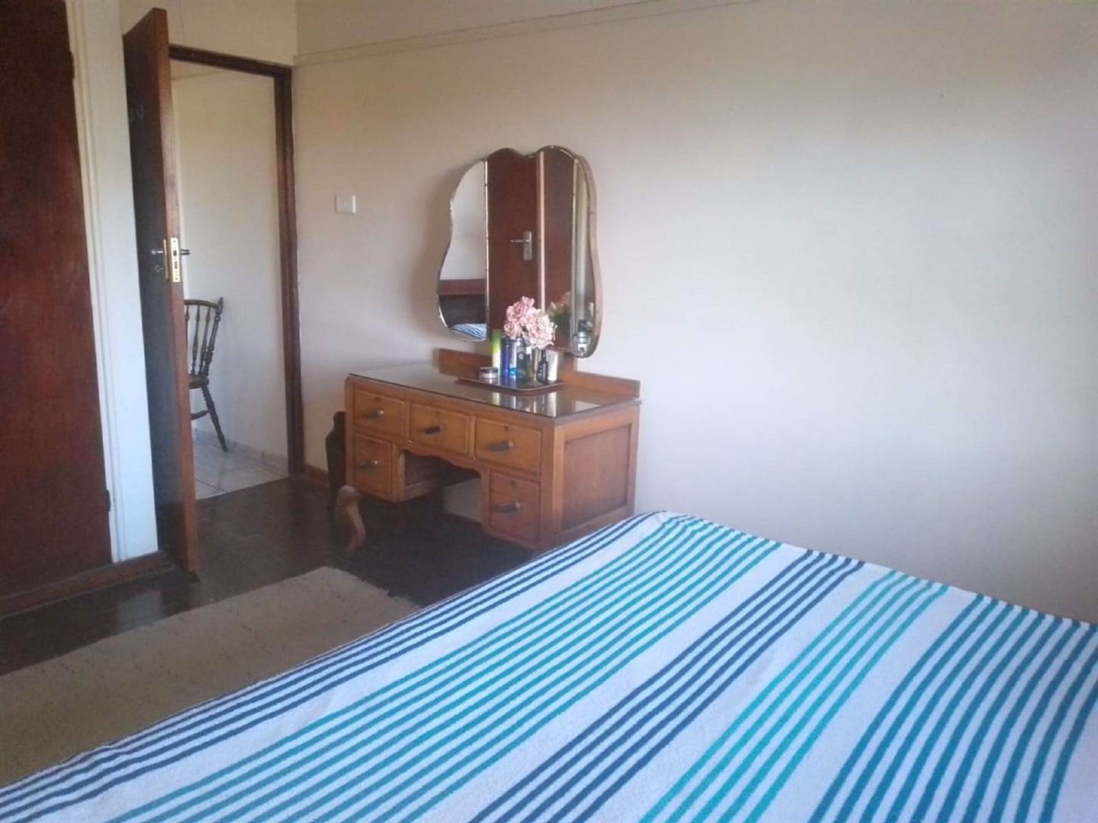 1 Bed Apartment in Scottburgh Central photo number 9