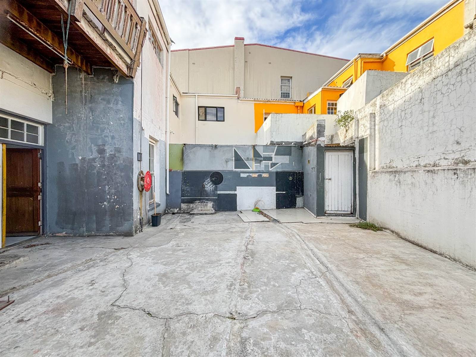 4 Bed House in Bo-Kaap photo number 10