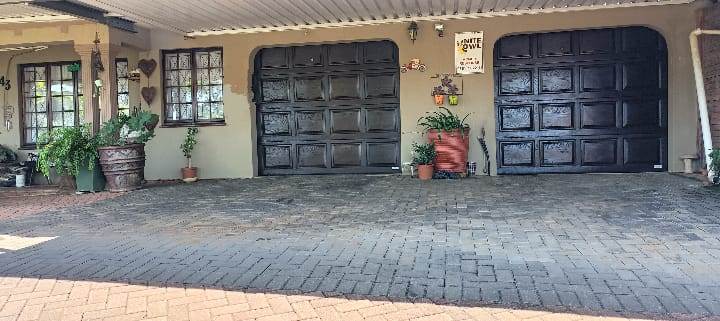 3 Bed House in Empangeni Central photo number 1