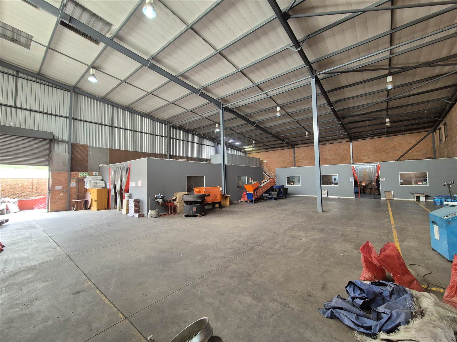 1424  m² Industrial space in Edenvale photo number 2
