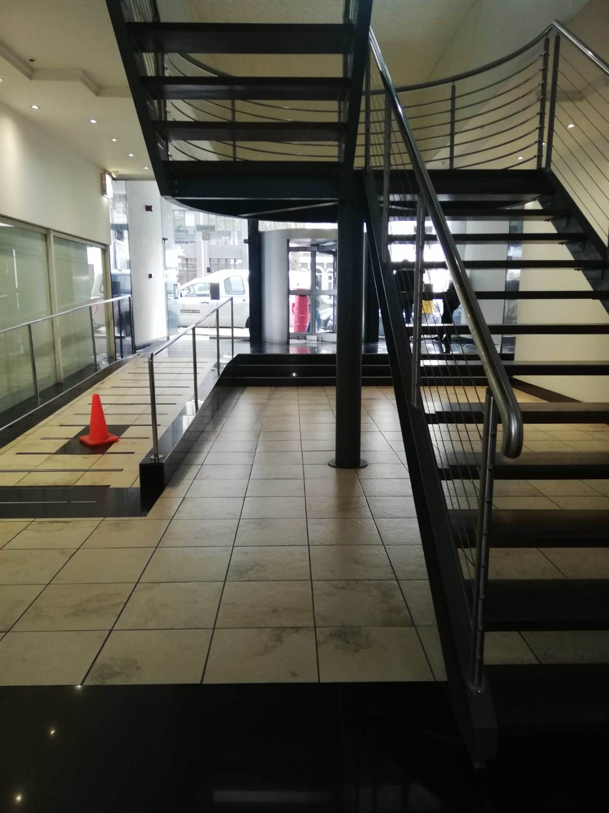 516  m² Office Space in Cape Town City Centre photo number 2